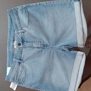 Ladies Parasuco Mid Rise Classic Fit Five Pocket Jeans Shorts with Rolled Hem